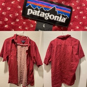 Large Patagonia button up! Crown pattern all over!